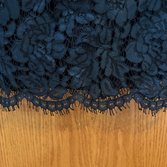 Banana Republic Fitted lace mini dress Navy/Black size 14 - Picture 6 of 6